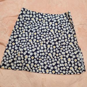 Shein Black & navy daisy floral slit Skirt